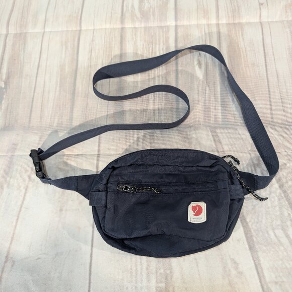 Fjällräven High Coast Hip Pack in Navy Blue - Picture 1 of 7